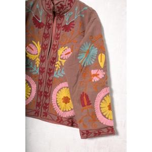 Chaqueta de Moda Bohemia Tejida a Mano con Cuello Alto y Bordado de Algodón Transpirable para Invierno, Estilo Suzani, para Mujer - Product Image 3