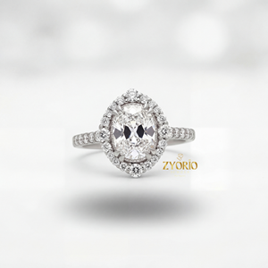 Bague de fiançailles de luxe en diamant de laboratoire taille coussin, design classique et romantique, choix idéal pour la mariée, la fête de mariage et les célébrations. - Product Image 5