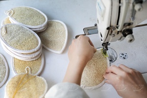 Precio al por mayor Loofah Scrubber Bath Loofah Fibra de lufa natural para limpieza de platos, Exfoliante corporal de alta calidad de Vietnam - Product Image 2