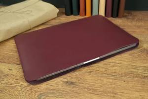 Funda Protectora para Laptop de Cuero Genuino de Fábrica, Personalizada, Moderna, Ecológica, Duradera, Ligera, con Cierre de Asa para MacBook - Product Image 3