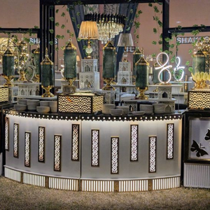 Panneaux décoratifs modulaires en acier inoxydable pour comptoir de présentation de restauration - Product Image 1