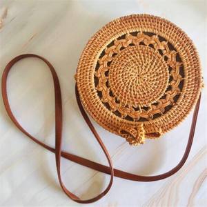 Bolso Redondo de Ratán Hecho a Mano con Asa de Cuero, Bolso de Playa Tejido Natural, Fabricante de Vietnam, Venta al Por Mayor - Product Image 3