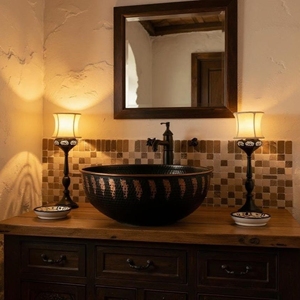 Fregadero de Cobre Martillado de un Solo Tazón con Frente de Delantal, Hecho a Mano, de Lujo, Moderno, para Cocina, Acabado Satinado Cepillado - Product Image 4