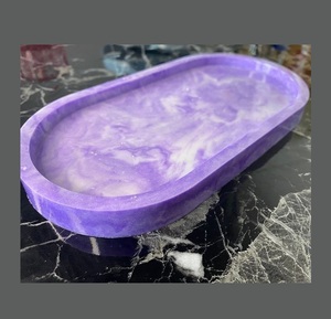 Bandeja de Servicio de Resina Hecha a Mano con Acabado de Lujo, Ecológica y Duradera para Decoración del Hogar de Primera Calidad y Artículos Esenciales para Servir con Elegancia - Product Image 1