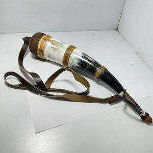 Corne en poudre hautement durable, style Viking, pour décoration intérieure, disponible en provenance d'Inde - Product Image 1