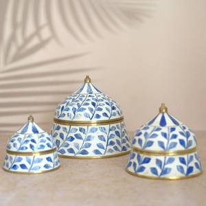 ผู้ผลิตและผู้ส่งออกขายส่ง Hs Husnain Crafts กล่องสี่เหลี่ยมลายดอกไม้ ขนาดสั่งทำได้ ผลิตด้วยมือ 100% สไตล์โมเดิร์น - Product Image 1