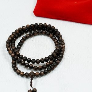 Pulsera de Oud de Vietnam Natural Superior de alta calidad hecha de madera de agar pura La más alta calidad adecuada para regalar y usar Rosario - Product Image 2