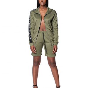 Ensemble deux pièces pour hommes : Survêtement coupe-vent personnalisé avec short de sport et sweat à capuche zippé en nylon - Product Image 3