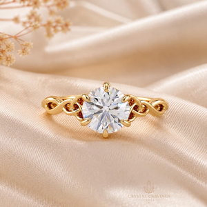 Anillo de Compromiso de Moissanita Redonda de 1 Quilate, Anillo de Novia de Plata de Ley 925 Chapado en Oro con Nudo Celta Vintage para Mujer - Product Image 1