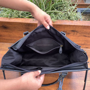 Nueva Bolsa de Mano de Cuero Vacuno Genuino con Diseño Floral, Gran Capacidad, Hecha a Mano, con Borla y Cremallera, Venta al por Mayor de Fábrica 2025 - Product Image 6