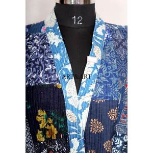 Robe kimono indienne faite à la main en soie patchwork Kantha, élégante, pour femme, vêtement de plage d'été, vêtement de nuit respirant avec ceinture à nouer devant - Product Image 4