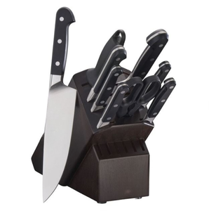 Couteaux de cuisine en bois brun foncé avec manches rivetés noirs, lames argentées et ciseaux pour trancher, hacher et préparer les aliments - Product Image 1