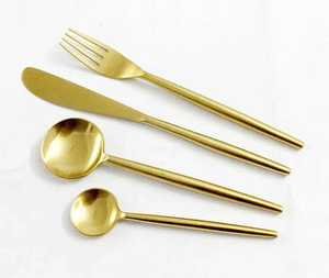 Juego de Cubiertos Metálicos Novedosos de 5 Piezas con Mango de Llave Inglesa, Cubertería Duradera para Camping, Acabado de Alto Brillo - Product Image 3