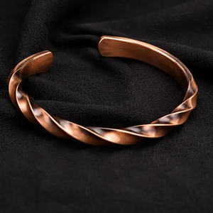 Pulsera de Cobre Puro Ajustable Hecha a Mano, Joyería Artesanal Tradicional, Accesorio de Moda para Mujeres y Hombres - Product Image 3