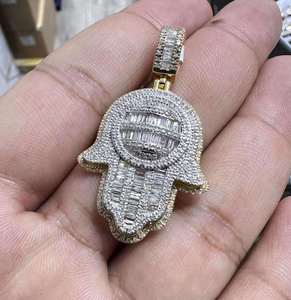Pendentif Main de Hamsa en Moissanite, Charme en Argent Sterling 925, Coupe Ronde Brillante, Plaqué Or, Bijoux Hip Hop - Product Image 3