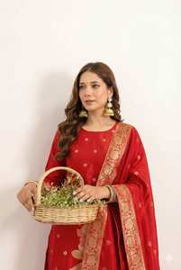 Red Silk Embroidered Floral <b>Kurta</b> Set With Traditional Design Dupatta <b>For</b> <b>Women</b> India Pakistan Wedding Engagement Wear - Product Image 2