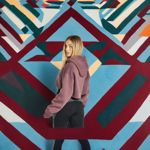 Sudadera Corta con Capucha para Mujer, Corte Cuadrado, Manga Larga, con Tela de Mezcla de Algodón Premium para Uso Diario Informal y Streetwear - Product Image 3