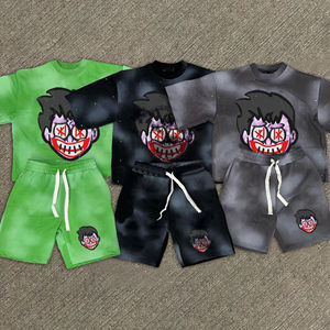 Ensemble T-shirt et short surdimensionné pour homme en coton délavé, imprimé graffiti personnalisé, effet vieilli, tenue décontractée deux pièces - Product Image 1