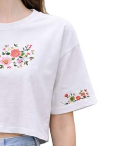 เสื้อยืดครอปผู้หญิงสีขาว ปักลายดอกไม้ แขนสั้น สไตล์ลำลอง แฟชั่น ผ้าคอตตอนผสม เนื้อนุ่ม เสื้อผู้หญิงสำหรับฤดูร้อน ขายส่ง - Product Image 2