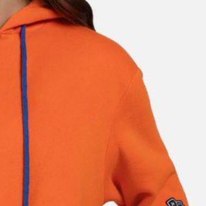 Sweat à capuche personnalisable avec fermeture éclair et logos brodés pour les sororités, les écoles, les universités, les vêtements décontractés, les tenues grecques. - Product Image 6