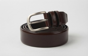 Ceinture habillée pour homme en cuir de veau pleine fleur, écologique, légère, durable et haute résistance, avec boucle ardillon en acier inoxydable, modèle 2026 - Product Image 4