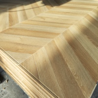 Parquet stratifié en bois à motifs arêtes de poisson et chevrons, AC3 AC4, 8mm 12mm, HDF, système clic, pour salon