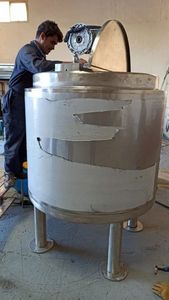 Stainless Steel Liquid Mixing Tank Electric Heating Mixing <b>Pot</b> Tank Emulsifying Mixer Vessel for Dairy and Soap Processing - Product Image 4