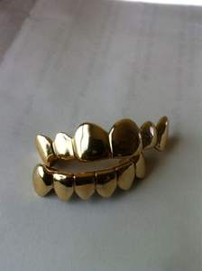 Grillz personnalisés en argent sterling 925 massif, sertis de diamants Moissanite VVS, bijoux urbains de style Iced Out, provenant d'Inde - Product Image 3