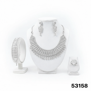 Elegante Collar de Hoja de Moda para Mujer MOLL JEWELLERS, Chapado en Oro sobre Latón, con Circonita Natural Certificada por Terceros, Cadena de Cuerda de 16 Pulgadas - Product Image 6