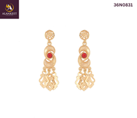 Parure complète plaquée or 24 carats tendance avec collier, bracelet, bague et boucles d'oreilles - Motif floral pour femme