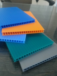 Color PP Hollow <b>Sheet</b> Corrugated <b>Plastic</b> Board Cuttable Moulded Panel for Display and Industrial Use - Product Image 3