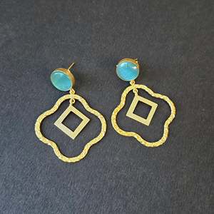 Cyan Gold Plated Vintage Chandelier Drop Earrings with Pearl and Princess Cut Number - Product Image 2