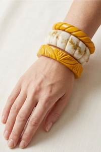 Stylish Carved Epoxy Resin Bangle Stack With Premium Quality for Women Daily Wear Party Festive Luxury Fashion Jewelry <b>Bracelet</b> - Product Image 3