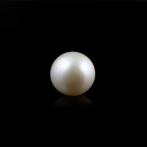 Loose Handcrafted Pearl 5.8 Carat Gemstone for Fine Jewelry - Product Image 1