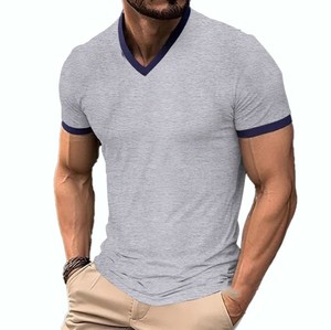 T-shirt Homme Col V Coupe Slim Rouge Uni Manches Courtes Bordure Contrastante Coton Tricoté Tenue Décontractée Meilleure Qualité Livraison Rapide OEM ODM - Product Image 3
