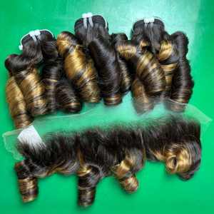 Extensiones de Cabello Humano Rizado y Voluminoso con Color Degradado CDYHAIRVN, Cabello Virgen Vietnamita con Rizo Funmi de Color Oscuro - Product Image 3