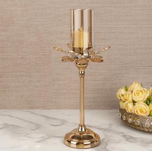 Candelabro de Metal Dorado con Detalles de Cristal, Forma Cilíndrica, Decoración para el Hogar, Diseño sin Llama - Product Image 2