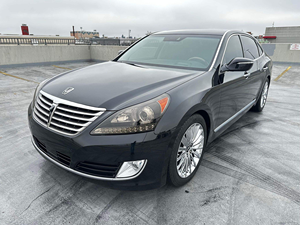 Hyundai Equus Ultimate 2016 Usado en Buen Estado, ~35,600 Millas, Motor V8 de 429 hp, Equipamiento de Alta Gama, Propiedad de Arizona - Product Image 1