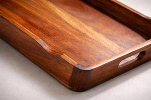 Bandeja de Servir Ovalada de Madera de Teca con Asas - Bandeja Portátil para Desayuno, para Uso en Cocina y Escritorio - Product Image 3