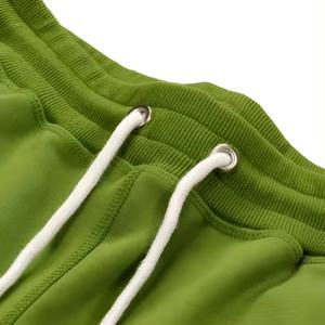 ชุดวอร์มผู้ชายสีพื้นผ้าฟลีซ เสื้อฮู้ดและกางเกงจ็อกเกอร์ สไตล์ลำลอง สตรีทแวร์ ทรงหลวม แฟชั่นคนเมือง ขายส่ง OEM สำหรับฤดูหนาว - Product Image 2