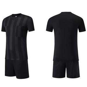 Uniforme de fútbol transpirable con tela suave que mejora la comodidad durante las actividades deportivas, adecuado para jugadores profesionales y casuales. - Product Image 1