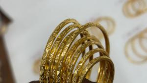 กำไลทองเหลืองหรูหรา ชุบทอง งานฝีมือ เครื่องประดับชาติพันธุ์ ขายส่ง ชุดกำไลทองเหลืองอินเดียแบบดั้งเดิม สำหรับผู้หญิง ชุดเจ้าสาว - Product Image 5