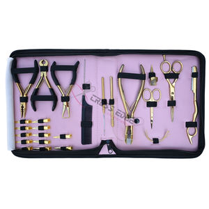 Kit d'outils professionnel pour extensions capillaires Gold : Pince à micro-perles, Pince à sertir, Crochet de tirage, Enfileur de boucles, Ciseaux, Pince à bandes adhésives - Product Image 6