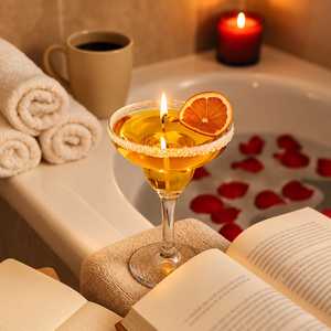 Velas Decorativas Hechas a Mano con Forma de Copa de Martini, Vela Aromática con Adorno de Frutas Realistas - Product Image 6