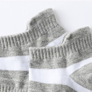 Calcetines de Hombre Suaves 100% Algodón para Invierno, Uso Diario Informal, Transpirables, de Secado Rápido, Ecológicos, con Logotipo en el Puño, Textura Suave, Uso Prolongado - Product Image 2