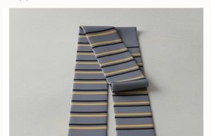 Pañuelo de Seda a Rayas Grises y Amarillas, Corbata para Uniforme de Banco para Mujer - Product Image 2