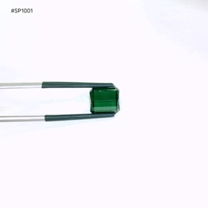 พลอยทัวร์มาลีนสีเขียวเข้มทรงแปดเหลี่ยม น้ำหนัก 4.27 กะรัต เกรด 3A คุณภาพดี ใสสวยงาม ดูเป็นธรรมชาติ เหมาะสำหรับใช้ในงานออกแบบเครื่องประดับ - Product Image 2