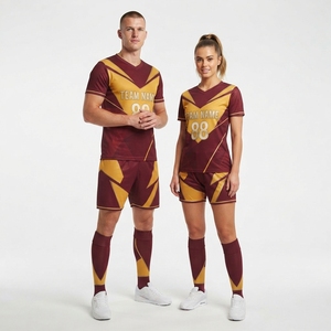 Uniformes de Fútbol Personalizados al por Mayor, Camisetas de Fútbol para Hombre, 100% Poliéster, Colores Personalizados, Servicio OEM, Jersey Sublimado - Product Image 2