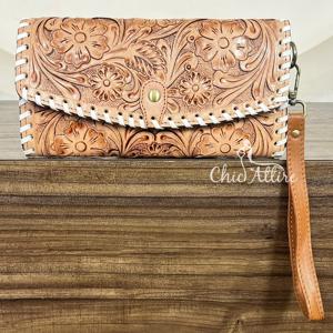 Cartera de Cuero Vacuno Hecha a Mano de Primera Calidad, Nueva Llegada, con Correa de Muñeca, Diseño Floral, Perfecta para Uso Diario - Product Image 1