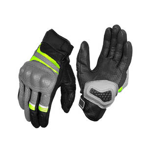 Guantes de moto premium con palma reforzada y tela transpirable para una experiencia de conducción cómoda - Product Image 1